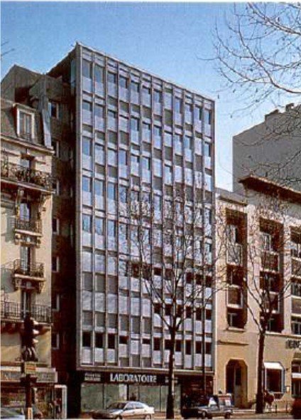 Edificio de Viviendas en el Boulevard Barbès