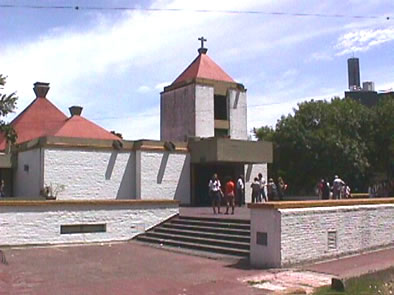 ✓ Iglesia de Fátima - Ficha, Fotos y Planos - WikiArquitectura