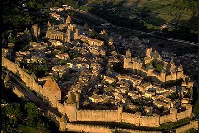 Ciudad_de_carcasona_-_aC3A9rea