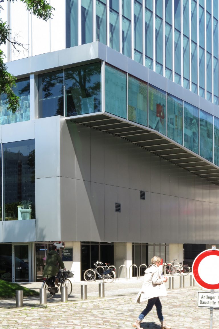 NetherlandsEmbassyBerlin_RemKoolhaas_WikiArquitectura_06 WikiArquitectura