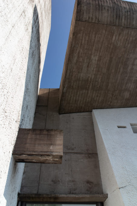 Notre Dame du Haut – Ronchamp – Le Corbusier – WikiArquitectura_018