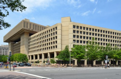 Washington_DC_FBI_J._Edgar_Hoover_Building_Brunswyk_(2012)._Edgar_Hoover_Building_Brunswyk_(2012)_retouched
