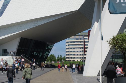 EYE – Delugan Meissl Associated Architects – Ámbsterdam – WikiArquitectura_05